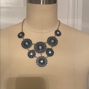 Statement Necklace in blue